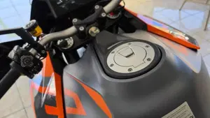 KTM 1290 Super Duke GT (2022 - 25)  (8)