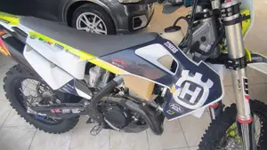 Husqvarna FE 350 (2022)  (4)