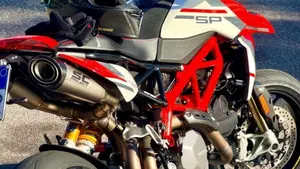 Ducati Hypermotard 950 SP (2022 - 25)  (3)
