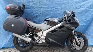 Honda VFR 750 F (1990 - 93)  (4)