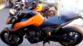 KTM 790 Duke L (2023 - 24) usata