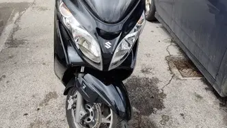 Suzuki Burgman AN 400 (2006 - 07) usata