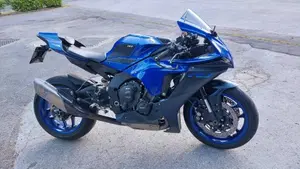 Yamaha YZF R1 (2020 - 25)  (4)