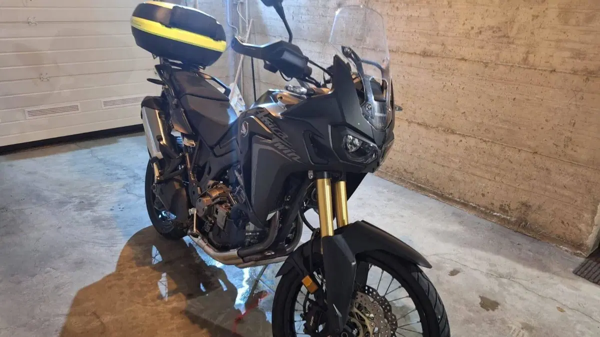Honda Africa Twin CRF 1000L DCT ABS (2016 - 17)  (2)