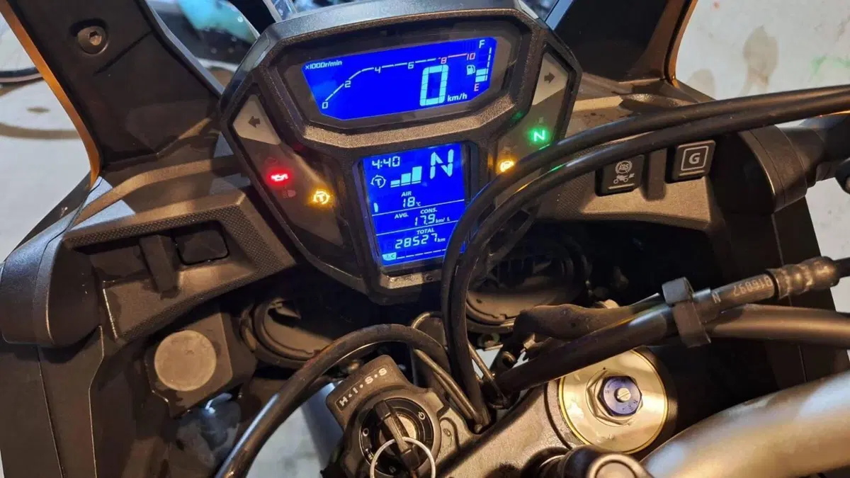Honda Africa Twin CRF 1000L DCT ABS (2016 - 17)  (6)