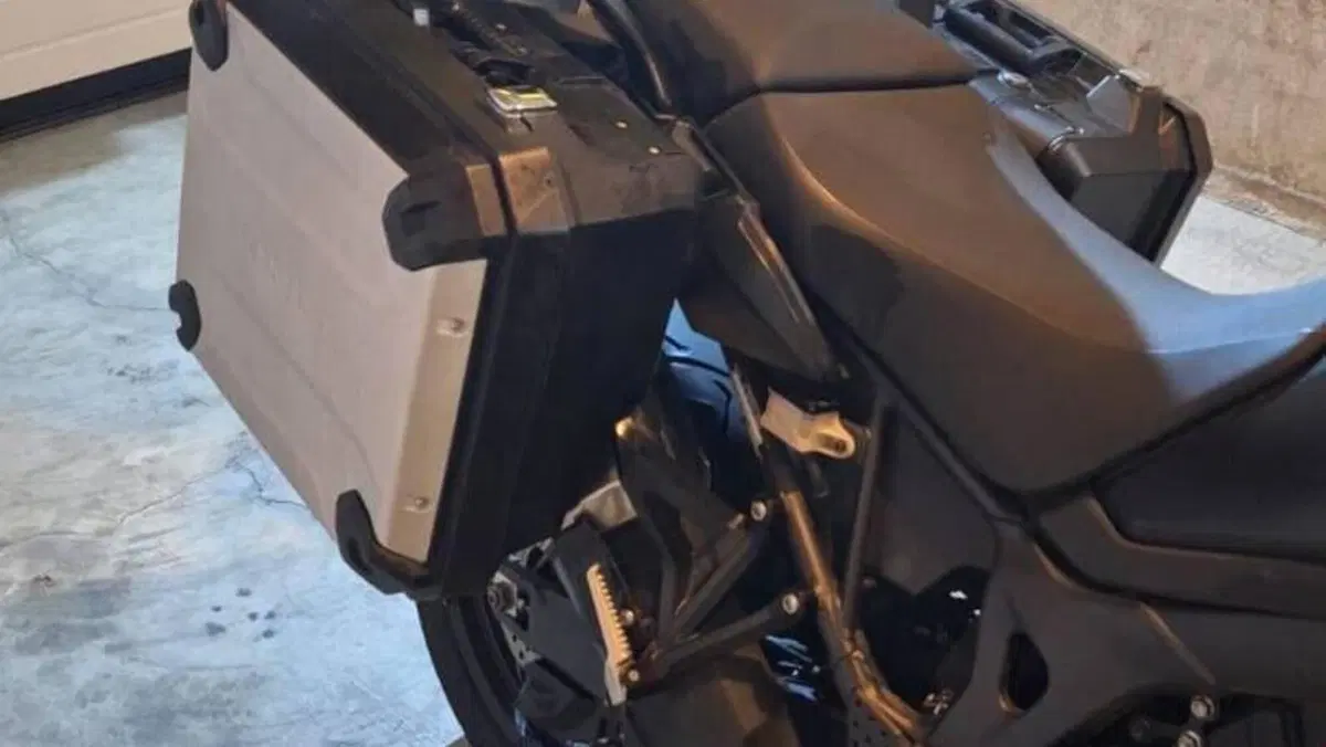 Honda Africa Twin CRF 1000L DCT ABS (2016 - 17)  (7)
