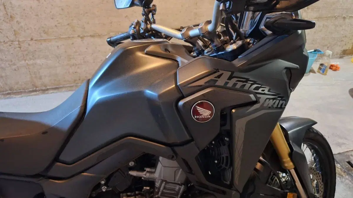 Honda Africa Twin CRF 1000L DCT ABS (2016 - 17)  (8)