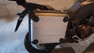 Honda Africa Twin CRF 1000L DCT ABS (2016 - 17)  (10)