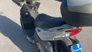 Kymco Agility 125 R16 + (2017 - 20)  (3)