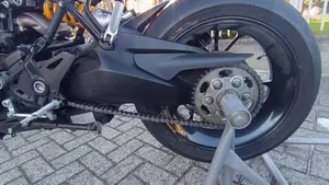 Ducati Monster 1200 R (2016 - 19)  (6)