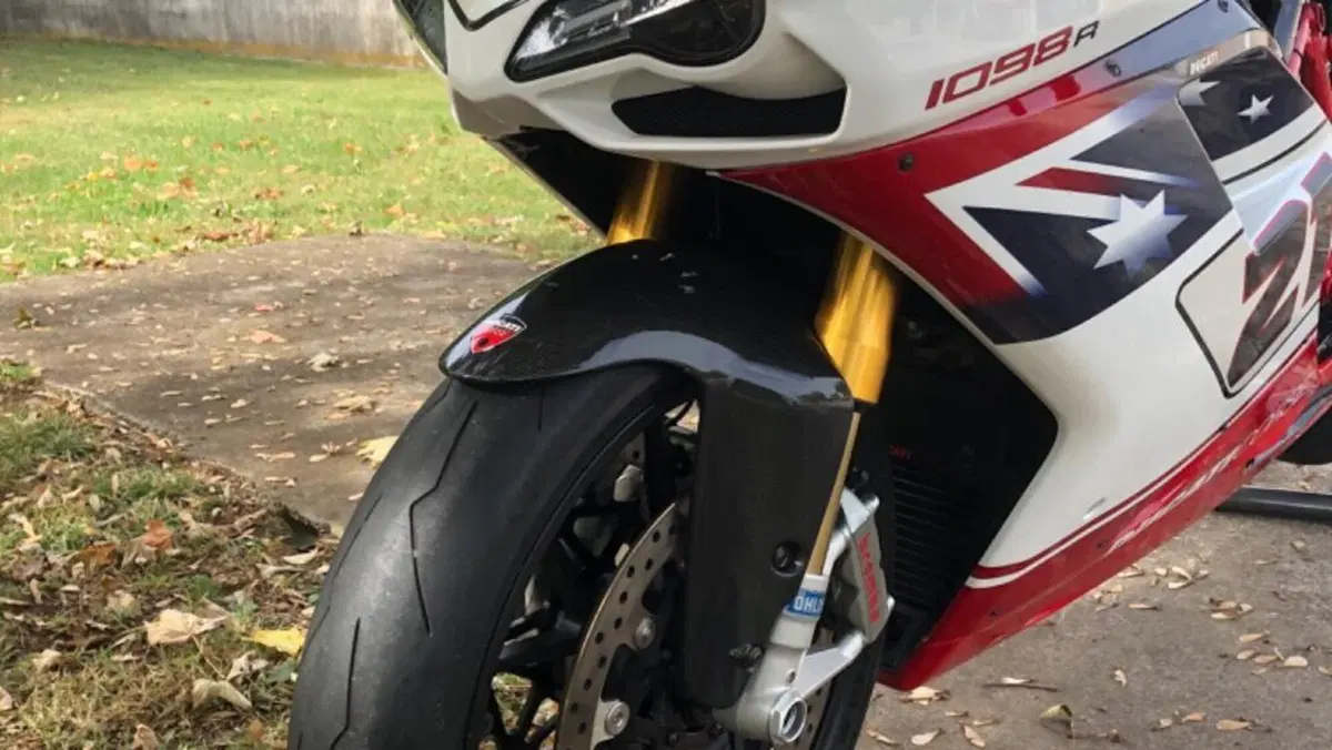 Ducati 1098 R Bayliss LE (2009 - 11)  (6)