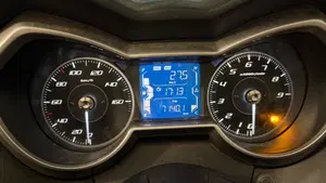 Yamaha X-Max 300 Tech Max (2021 - 24)  (4)