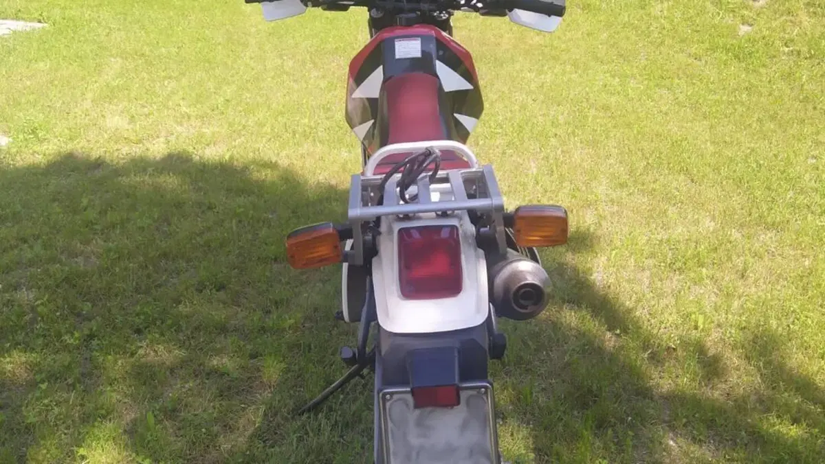 Suzuki DR 650 R (1990 - 91)  (2)