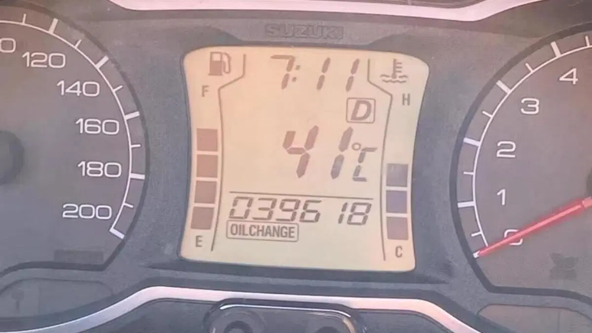 Suzuki Burgman AN 650 Executive ABS (2013 - 17)  (4)