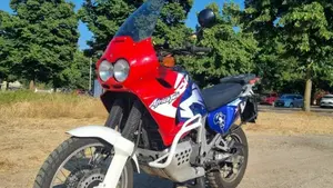 Honda Africa Twin XRV 750 (1996 - 02) 