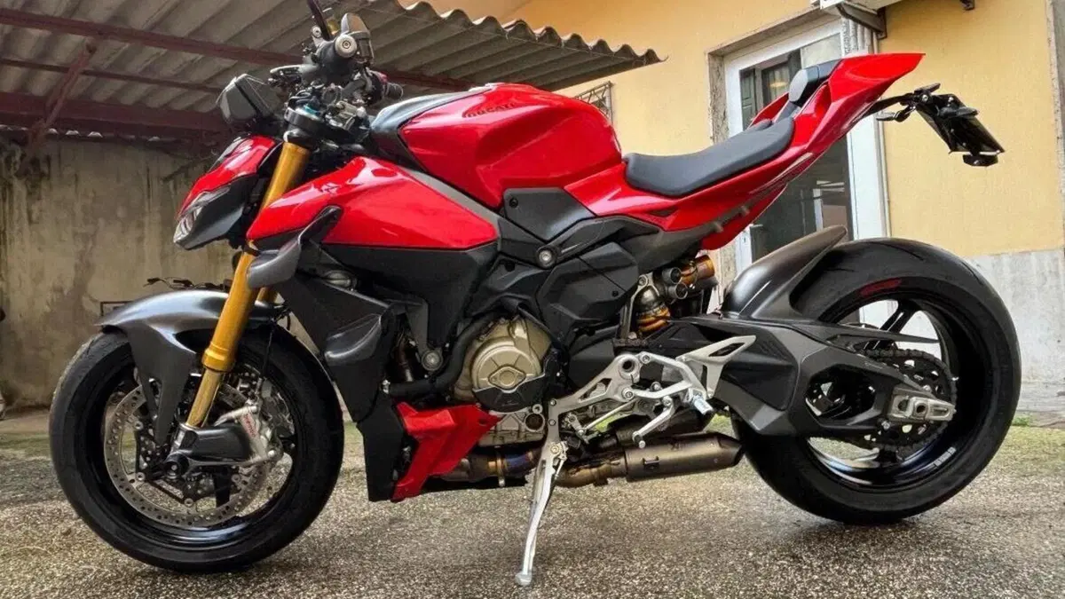 Ducati Streetfighter V4 S (2025 - 26)  (3)