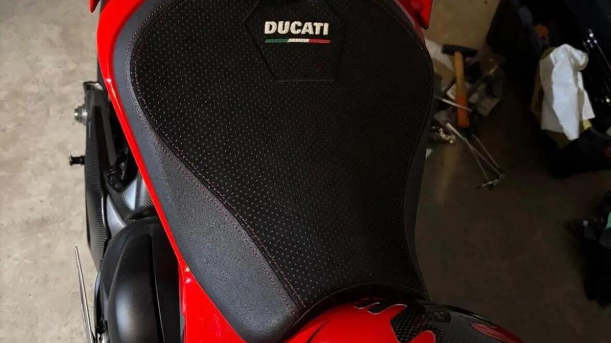 Ducati Streetfighter V4 S (2025 - 26)  (4)