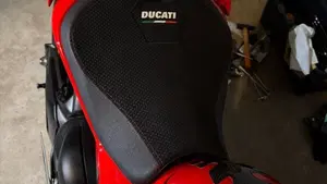 Ducati Streetfighter V4 S (2025 - 26)  (4)