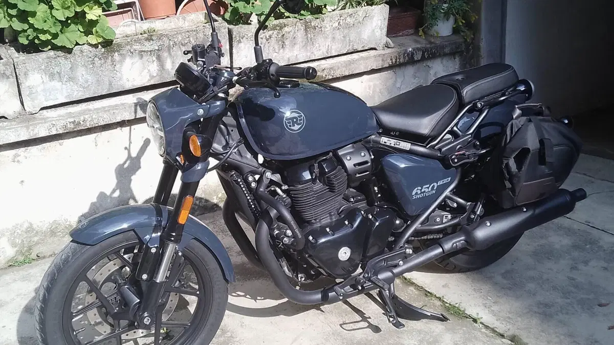 Royal Enfield Shotgun 650 (2024 - 26) 