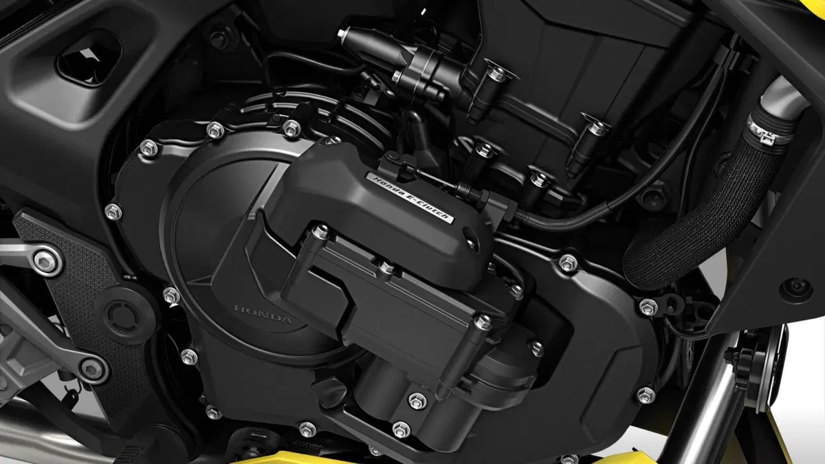 Honda CB 750 Hornet (2026)  (10)