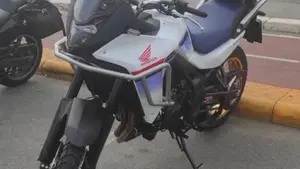 Honda Transalp XL750 (2023 - 24)  (2)
