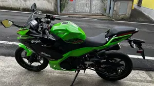 Kawasaki Ninja 400 (2023)  (3)