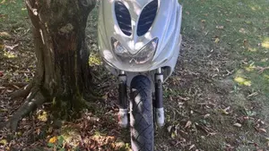 Yamaha Aerox 50 (1999 - 07)  (4)