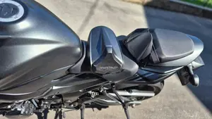 Suzuki GSX S 750 Yugen (2018 - 20)  (5)