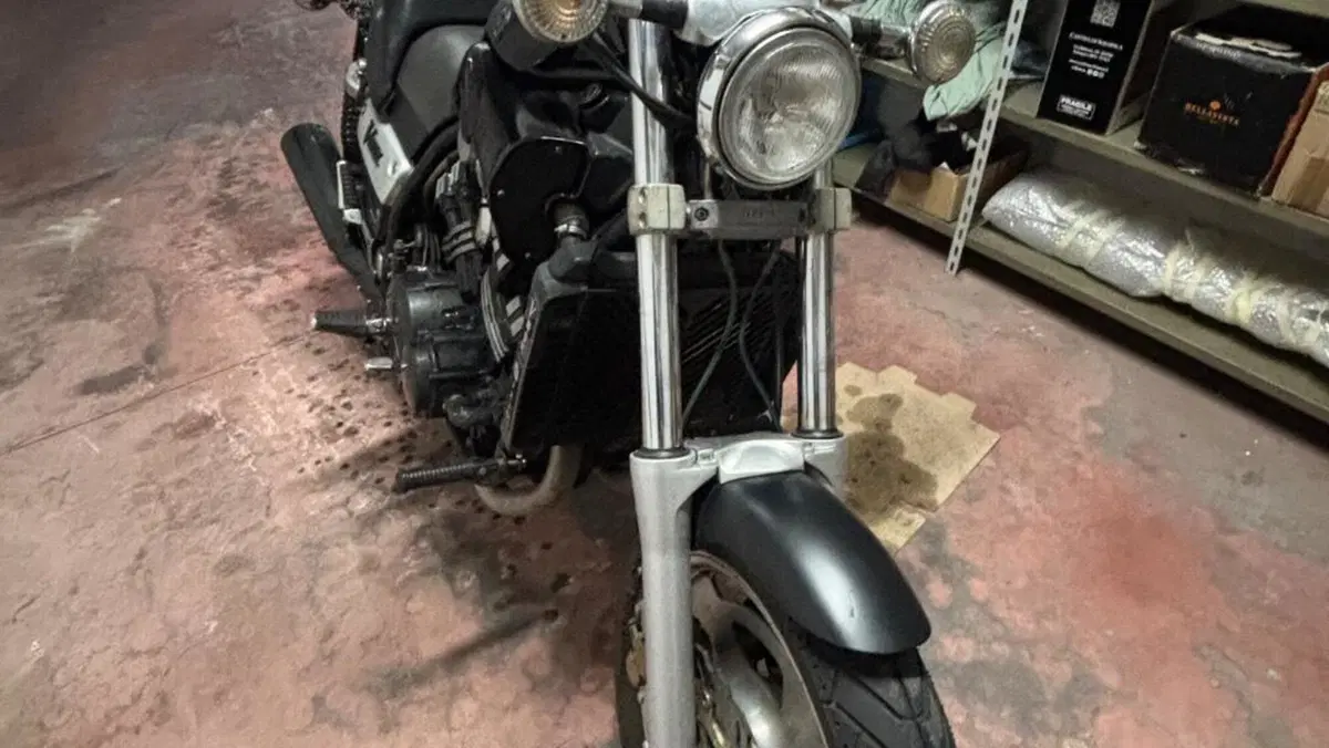 Yamaha V-Max 12 N  (4)