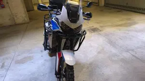 Honda Africa Twin CRF 1100L Urban (2022 - 23)  (3)