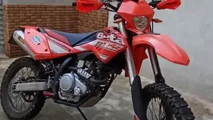 Betamotor RR 125 4T Enduro LC (2016 - 17)  (7)