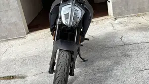 KTM 125 Duke (2021 - 23)  (4)