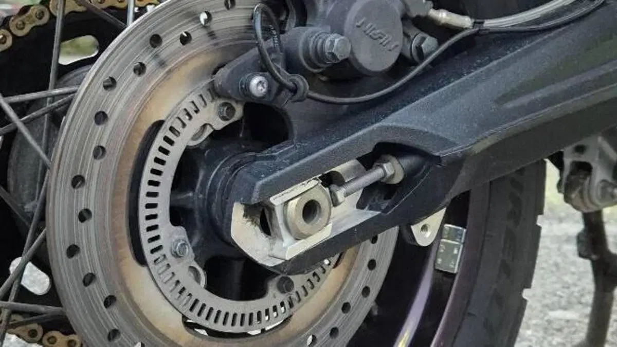 Triumph Tiger 800 XC (2015 - 17)  (7)