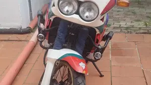 Honda   (2)