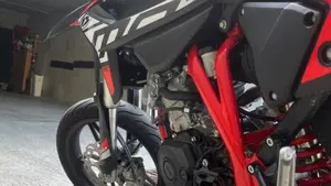 Betamotor RR 125 4T Motard LC (2021 - 23)  (4)