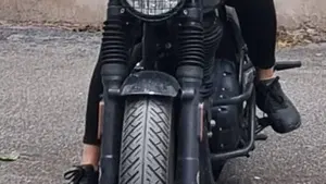Royal Enfield HNTR 350 (2022 - 26)  (5)