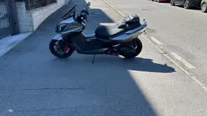 Kymco Xciting 500i R (2007 - 14)  (8)