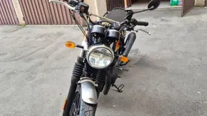 Royal Enfield Interceptor 650 (2021 - 26)  (3)