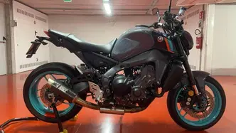 Yamaha MT-09 (2021 - 23) usata