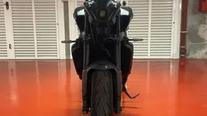 Yamaha MT-09 (2021 - 23)  (7)
