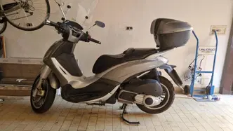 Piaggio Beverly 300 i.e. (2010 - 16) usata