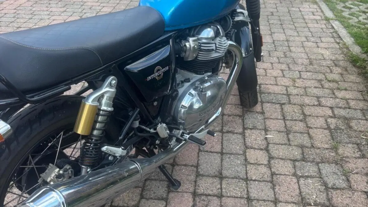 Royal Enfield Interceptor 650 (2021 - 26)  (2)