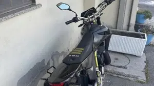Swm SM 125 R (2022 - 24)  (3)