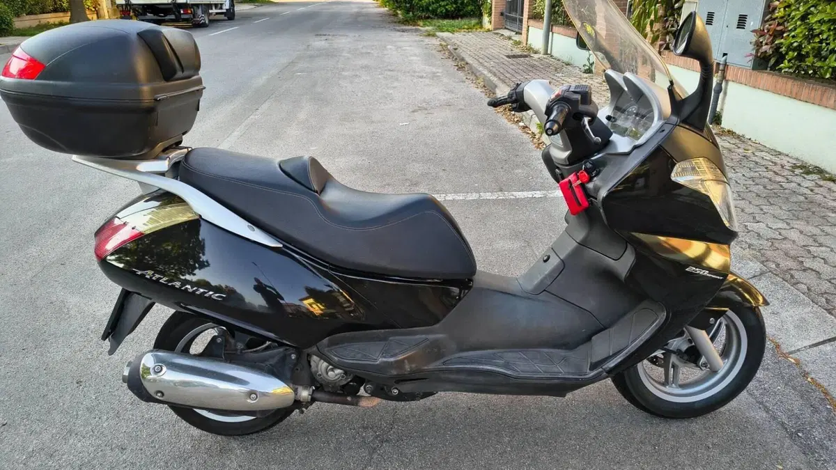 Aprilia Atlantic 250 (2004 - 11) 