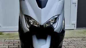 Yamaha T-Max 530 DX (2017 - 19)  (4)