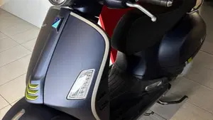 Vespa GTS 300 (2023 - 24) 