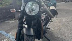 Triumph Speed Twin 900 (2023 - 24)  (6)