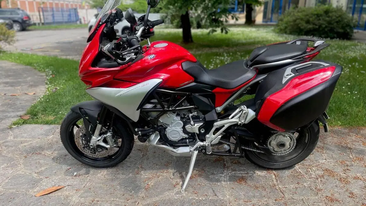 MV Agusta Turismo Veloce 800 (2014 - 16) 
