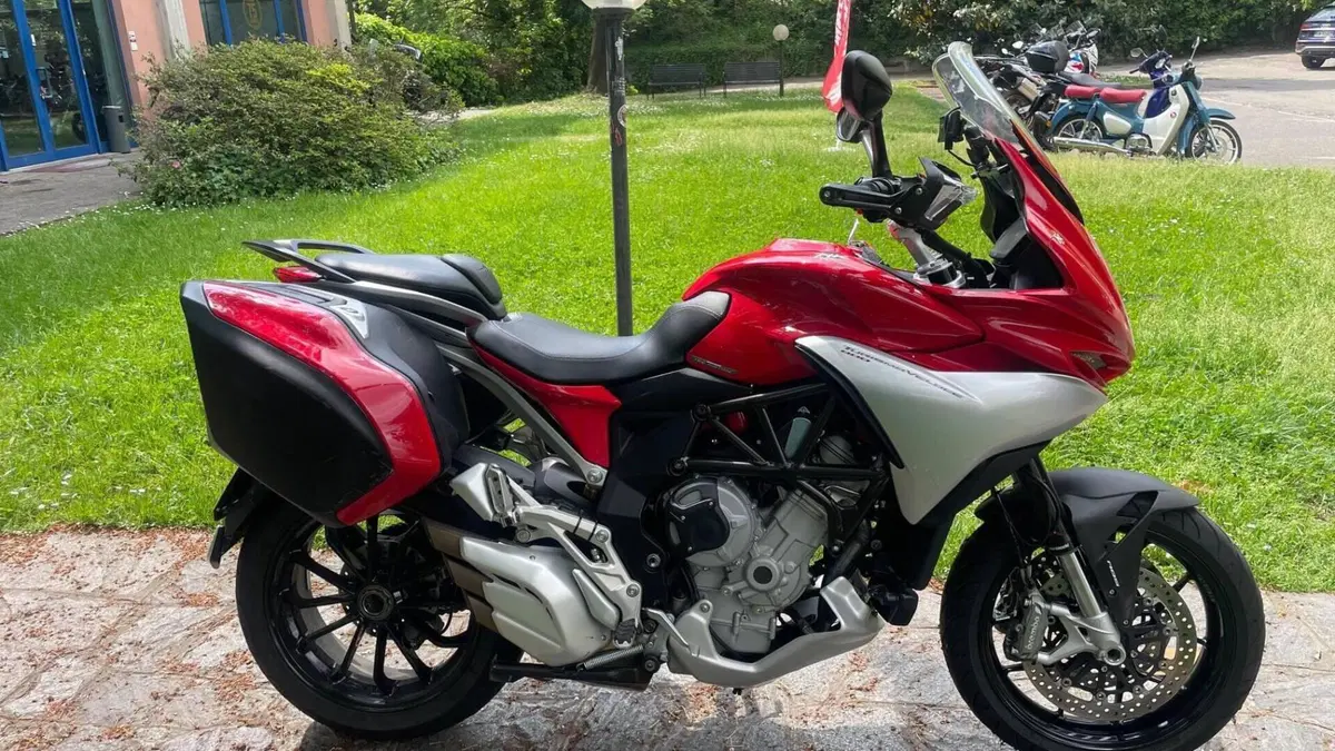 MV Agusta Turismo Veloce 800 (2014 - 16)  (5)