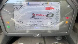MV Agusta Turismo Veloce 800 (2014 - 16)  (6)